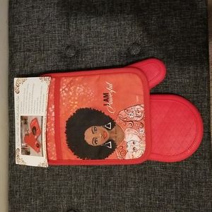 🐘"Delta"🐘 👠Set includes Oven Mitt and Potholder